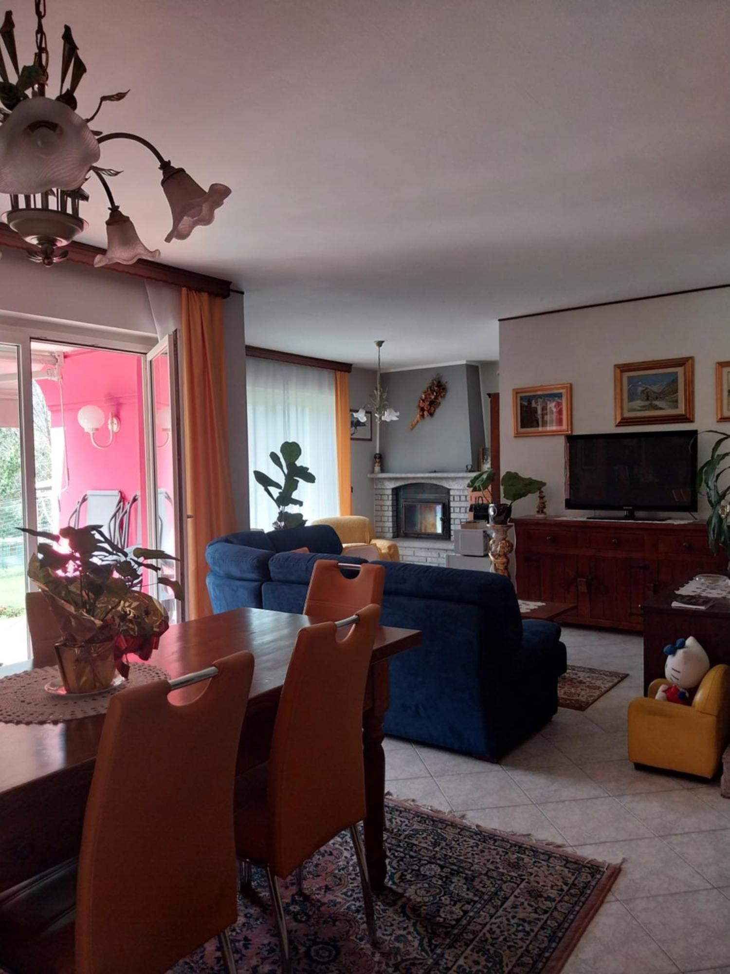 A Casa Di Lara Bed & Breakfast Beura Dış mekan fotoğraf
